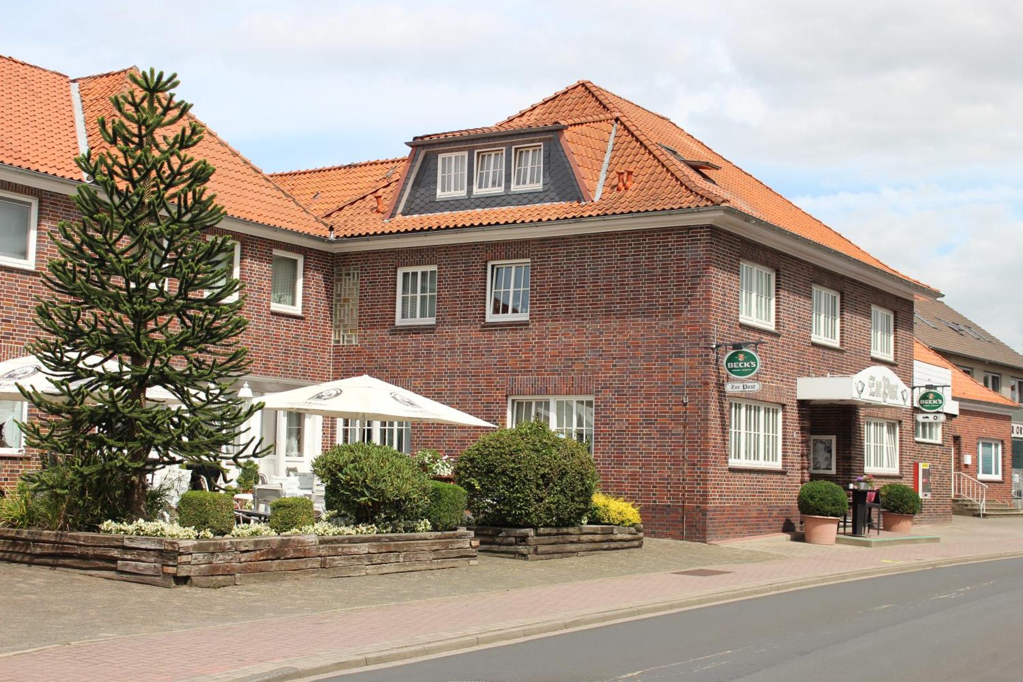 Hotel Zur Post Neubruchhausen Exteriör bild