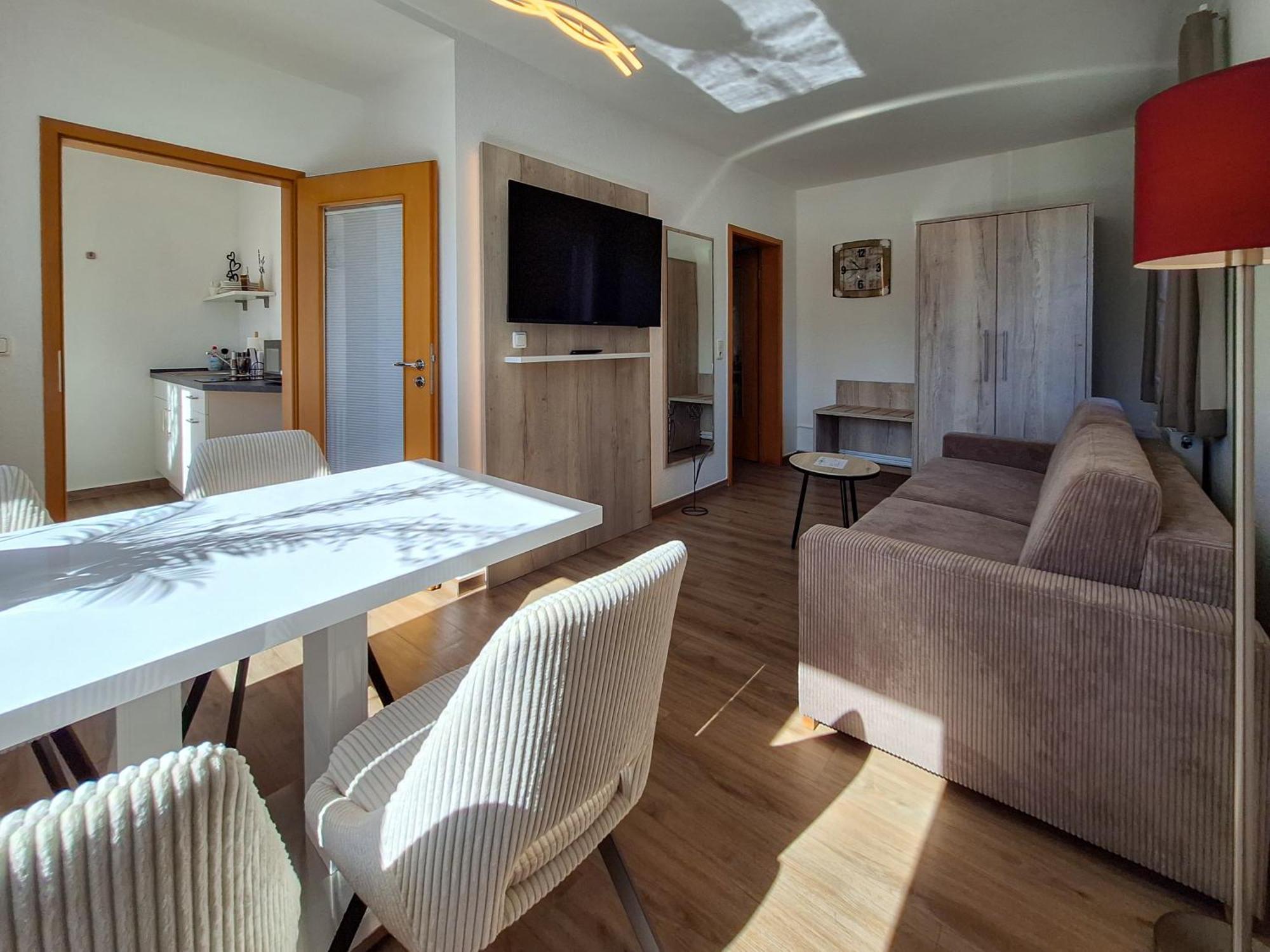 Hotel Zur Post Neubruchhausen Exteriör bild