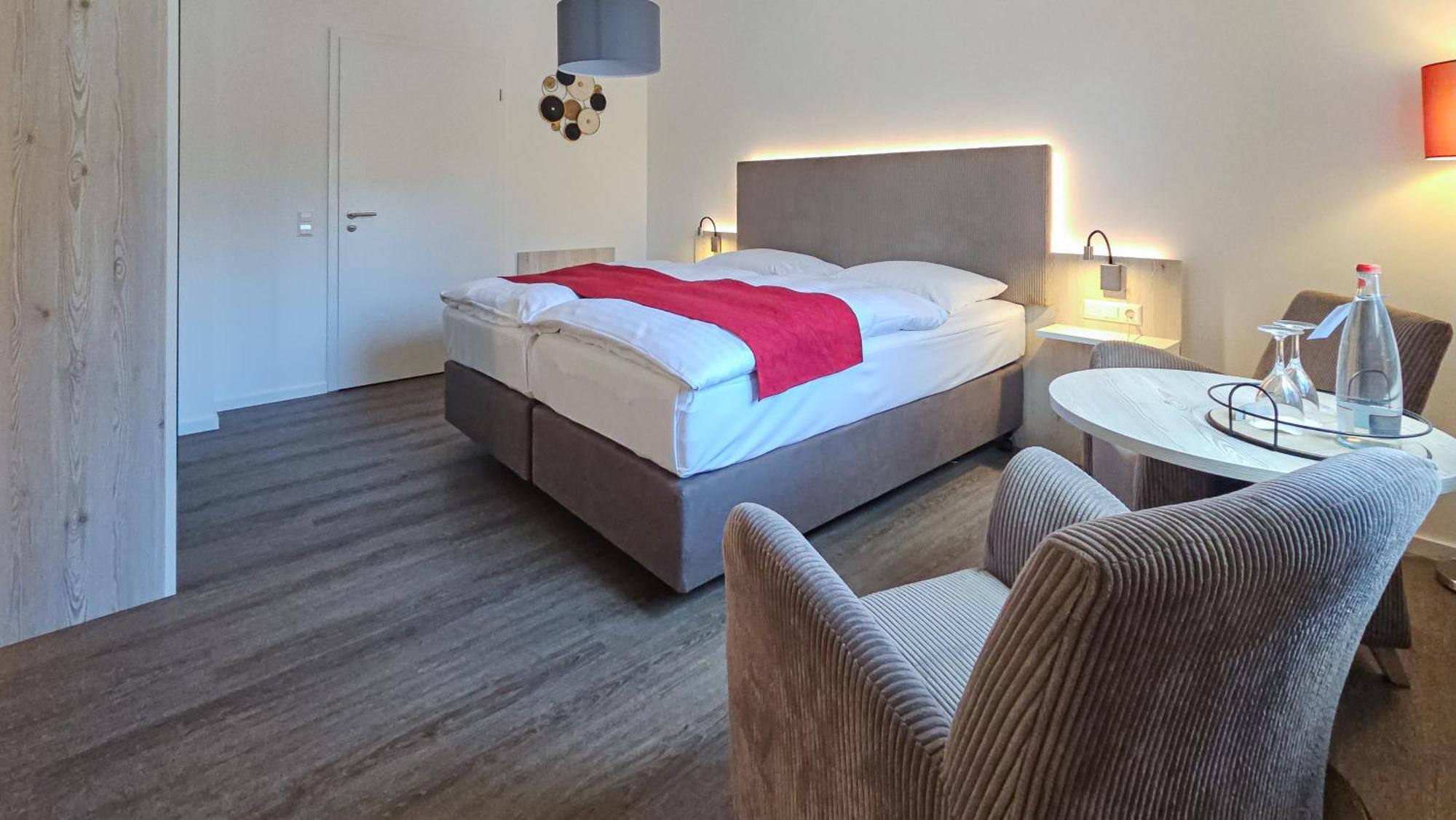 Hotel Zur Post Neubruchhausen Exteriör bild