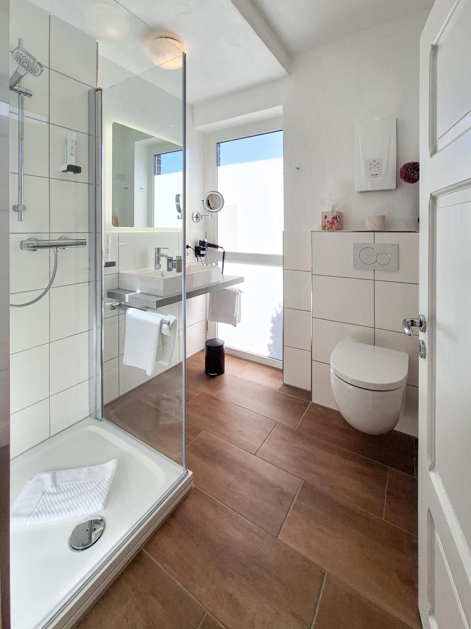 Hotel Zur Post Neubruchhausen Exteriör bild